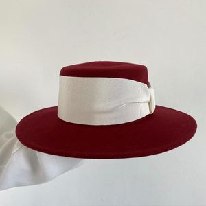 Skąpy brzegi czapki wełna wełna Feel Fedoras na przyjęcie ślubne wieprzowe ciasto top hat foppy sombrero mujer fascynator