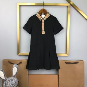 2023SS Deisgners Girls Polo Dresses Color Black Summer Preppy Pleated kjol Nyligen bomullssportklänningar Korta ärmar kjolar High End pricesses klänning storlek 90-150 cm