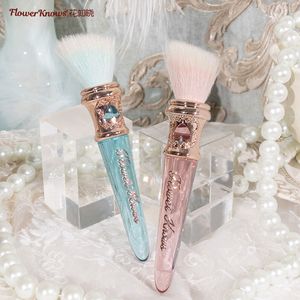 Eye Shadow Flower Knows Strawberry Rococo Blush Wool Fluffy Makeup Brush Conditioning Soft Face Beauty Painting Powder Foundation 230211