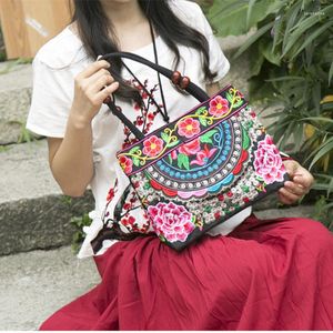 Abendtaschen Frauen Schulter Stickerei Ethnischer Stil Hübsche Blume Böhmen Retro Leinwand Große Kapazität Shopper Handtasche für Teenager-Mädchen