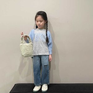 Kleidungssets Koreanische Kinderkleidung Frühjahr Neue lässige Buchstaben Kurzarm T-Shirt Joker Strickbluse Denim Weitbeinhose Dreierset