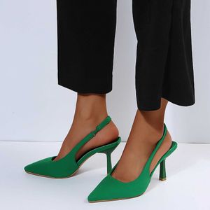 Sandali 2022 sandali con tacchi verdi per donne alla moda tacchi a cinghia caviglia sottili tacchi da festa sexy droghe di punta di punta di punta di punta di punta di punta di piedi 9 cm G230211