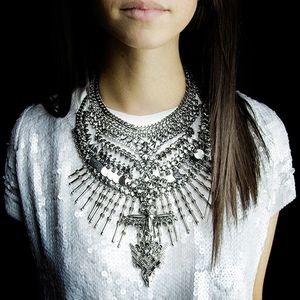 Bolo Ties Ztech Classic Big Statement Metal Neckor Hängen för kvinnor Collier Femme Bijoux Jewelry Choker Vintage Maxi Necklace 230211