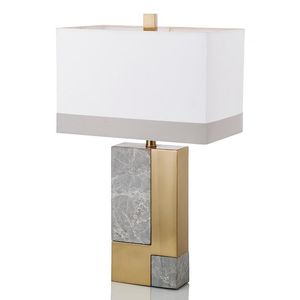 Lampade da tavolo Europa Moderna Ferro Led Vetro Camera da letto Lampada Deco Maison Scrivania Comodino