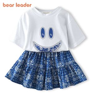 Clothing Sets Bear Leader Children's Suit Summer New Girl Smiling Face Flower Shortsleeved Tshirt Top Short Twopiece Skirt