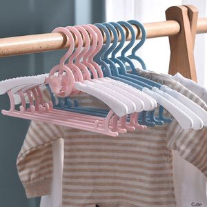 Hangers Racks 10/20pcs Cute Telescopic Baby Closet Organizer Children Clothes Rack Coats Drying Wardrobe Storage Space Saving 230211