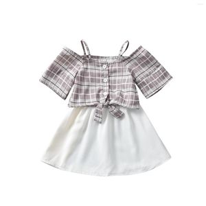 Conjuntos de roupas 2023 0-6y Moda Kids Girl Spaghetti Strap Off Button Botão curta Camisa xadrez de manga curta Salia elástica branca 2pcs