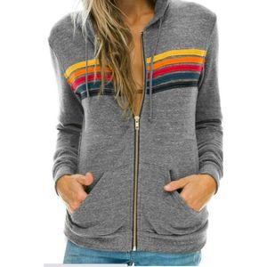 2023 Spring Women Fashion Sweatshirts كبير الحجم قوس قوس قزح مخطط طويل الأكمام معطف جيب السحاب