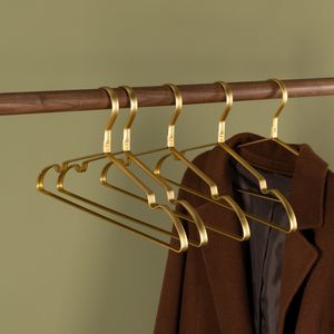 Hangers Racks 5/10pcs Matte Gold Clothes Hanger Aluminum Alloy Clothing Drying Rack Anti -slip Dress Towel Coat Wardrobe Organizer 230211