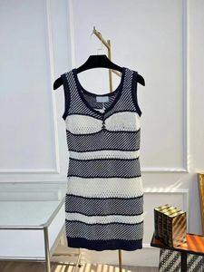 23SS Womens Casual Striped Knitted Dresses Summer Sling Skirts Party Nightclub Embroidered Letters Lady Sexy Vest Dress 2 Colors