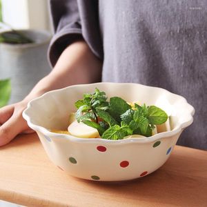 Utensílios de jantar de pão de bolinhas