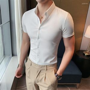 Camisas de vestido masculinas plus size 4xl-m verão masculino escuro listrado manga curta moda 2023 coreano slim fit