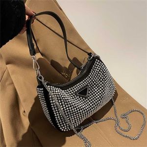 Outlet online Borsa alla moda femminile primaverile ed estiva sotto l'ascella piena di saldi portatili a catena singola