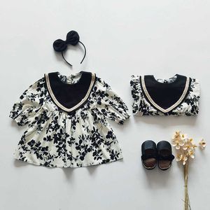 Ställer in barnkläderklänning Ny spädbarn Bomull Långsluten kjol Crawling Suit Baby Jumpsuit Romper Nyfödda kläder