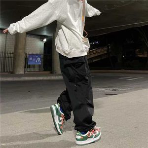 Männer Hosen Fallschirm-Stil Hip-hop Street Overalls Übergroße Tasche Hosen Harajuku Lose Einfarbig Casual Y2K Beinen Y2302