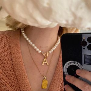 Hänghalsband imitation pärla växel lås bokstav initial halsband för kvinnors huvudstad a-z alfabet guld färg tjock ot spänne choker