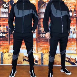 Mans Tracksuit 두 조각 세트 재킷 재킷 후 까마귀 바지가있는 편지 패션 스타일 스프링 가을 아웃복 스포츠 세트 트랙 슈트 재킷 탑 Y2K