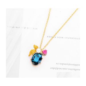 Pendant Necklaces Bee Luxury Products Classical Honey Imitation Pearl Flower Pendent Necklace Drop Delivery Jewelry Pendants Dhz0X