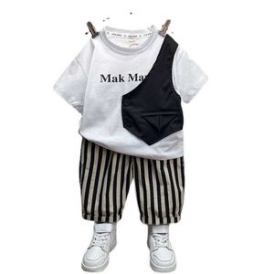 Abbigliamento Completi per bambini Set sportivo Estate Neonate Patchwork Cotone Tuta per bambini Magliette a maniche corte Ragazzi Set di pezzi Vestiti