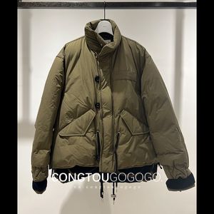 Herren Daunenparkas Herbst und Winter Nähte Reißverschlusskragen Daunenjacke Khaki Armeegrün Freizeitmantel