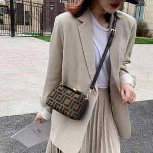 Clearance Outlets Online Woman Fashion Designer Luxury Vintage Lunch Bag Shoulder Handbag Saddle s High Quality Crossbody Purse Pouch Evening Bags