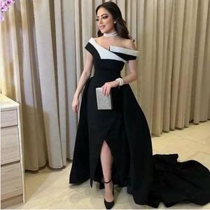 A-line svartvit Arabia Dubai aftonkl￤nningar axelfria l￥nga av axel prom party kl￤nningar slits sida elegant formell tillf￤lle kl￤nning 2023 ny