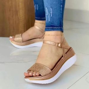 Sukienka buty złote czarne kliny Sandały Kobiety 2023 Summer Gruba Platforma Platforma Kobieta Plus Size 43 Pasek kostki Gladiator Sandalias