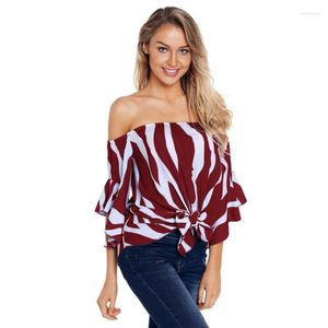 Kvinnors blusar Style Summer Blus Strapless One-Necked Shirt Five-Minute Fleched Sleeve Rands Wall22