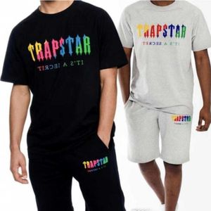 Trapstar 夏ジャージ男性デザイナー綿プリント半袖 Tシャツショーツ衣装 2 点セットファッションスポーツ衣装