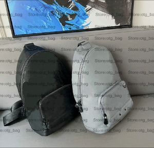 Erkek Racer Slingbag Çanta M46107 Monogram Shadow One Omuz Çantaları Adam için Siyah Dana Derisi Sırt Çantası Lüks Mesaj Çantası Erkekler Tasarımcı Göğüs Çantası Büyük Kapasite