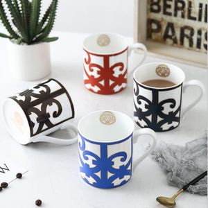 Tassen Untertassen Luxus Gold Totems Mosaik Geometrische Flamingo Keramik Kaffeetasse Tasse Frühstück Milch Wasser Paar Kreative Geschenke