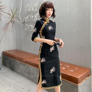 Etniska klädkvinnor Kinesiska klänningar qipao Hanfu traditionell cheongsam vintage spetsstativ krage hög delat år elegant sexig broderi