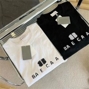 2024 New Paris New Letter Fuzzy manica corta da uomo e da donna T-shirt girocollo allentata