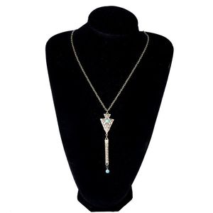 Pendanthalsband 2023 Pinksee Design Vintage Arrow Metal Natural Stone Necklace Long Chain Women Ströja smycken