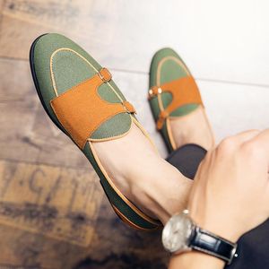 Klänningskor sommarläder mockasins för män mode casual tränare streetwear trend italienska herrman sneakers