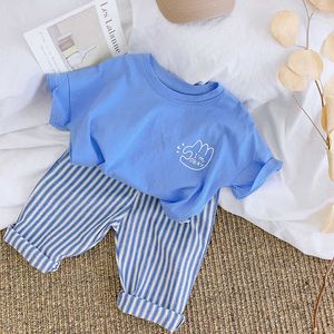 Abbigliamento Estate Set per bambini Neonati maschi Magliette a maniche corte Pantaloni a righe Pezzi Completi Moda Bambini Abiti casual larghi