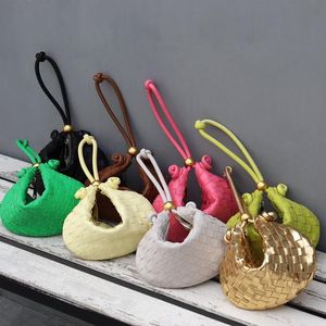 Bolsa de giro médio Bolsa de couro intrecciato pequena com alça ajustável Bolsa de mão Designer de moda Clutch Bags femininas Bolsas de ombro novas Bolsas de mão