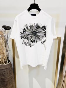 春と夏の新しい男のTシャツ高品質の絶妙な花のプリントデザインラグジュアリーレジャーコンフォートデザイナーメンズTシャツ