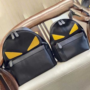 حقائب ظهر المصممين على شكل حقيبة ظهر للكتف أكياس للجنسين السوداء الظهر الحزمة السوستة متعددة الجيوب.