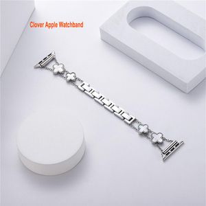 Fyra bladkl￶ver smarta remmar f￶r Apple Watch Band 41mm 40mm 38mm 45mm 44mm 42mm Kvinnor Luxury Bling Diamond rostfritt st￥larmband ST278U