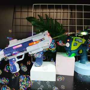 Barn rymdbubbla pistol leksak handhållen automatisk bubbelljusljud elektrisk Gatlin bubbelmaskin T230214