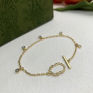 2023Fashion Necklace Designer Jewelry Luxury Initials Pendant Necklace Golden Chain Diamond Earring for Women Pearl Armband Brev 2211103D
