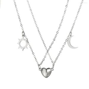 Pendant Necklaces 2Pcs Magnetic Heart Couple Necklace For Women Valentine's Day Stainless Steel Chain Sun Moon Friends