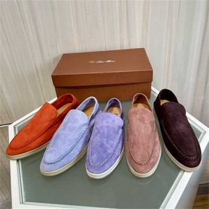 مصمم Loropiana Walk Shoes 2023 جديدًا جديدًا للنساء من الجلد المسطح