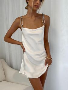 Günlük Elbiseler Yaz Kadın Pırıltılar Sapanlar Kravat Backless Beyaz Elbise Kolsuz Askı Kısa Parti Kulübü Elbisesi Vestidos