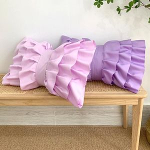 枕ユニークな枕カバー涙耐性スリップサテン仕上げ贅沢なフリルソファ腰椎ケース装飾