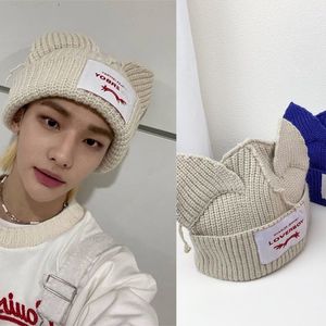 Berets kpop stray Kids Felix То же самое шапочки для кошачьих ушей вязаная милая шерсть повседневные мужчины женские аксессуары 230214