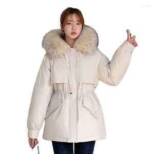 女性のトレンチコートジャケットの韓国バージョン女性冬2023年ファッションパークラムヘアライナーパイショートとベルベットの厚いコートを克服する