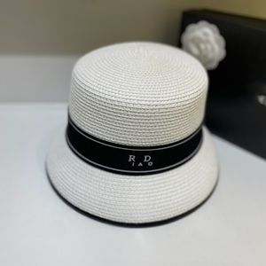 Sombreros de cubo de diseñador para mujer Sombreros de visera de paja de moda Sombrero de playa de lujo para mujer Gorra de béisbol para hombre Gorros de capó Casquette 2302146BF