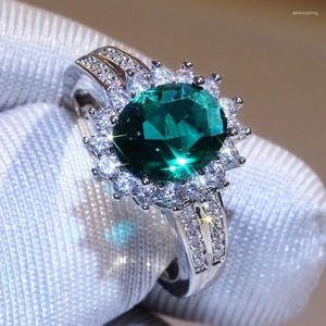 Cluster Rings Lororana Fashion Jewelry Love Series For Women. Utifrån Romance Barock Style Lucency Zircon Emerald Dream Wedding Ring